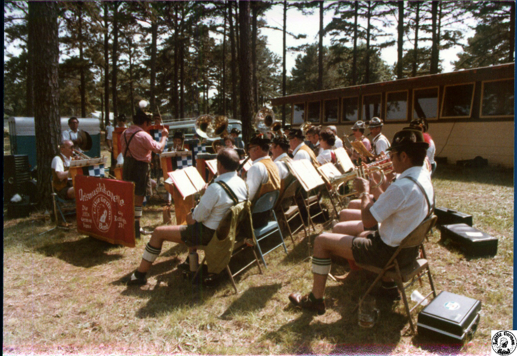 1978 06 10 20 EPA picnic Fairgrounds Youth Center.jpg